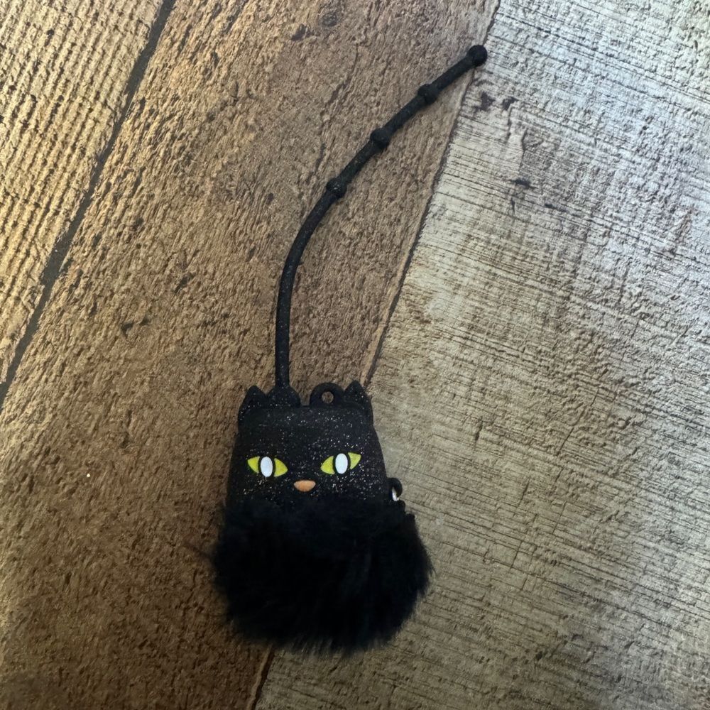 bath and body works pocketbac Halloween glitter black cat furry tail
